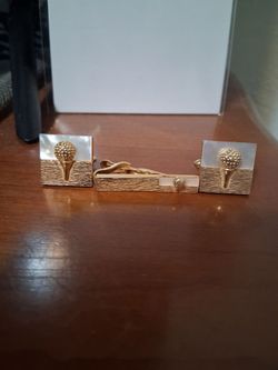Vintage Swank Golf Ball on a Tee Cuff Links & Tie Clip, Mother of Pearl inlay