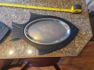 Fish platters and large bowl