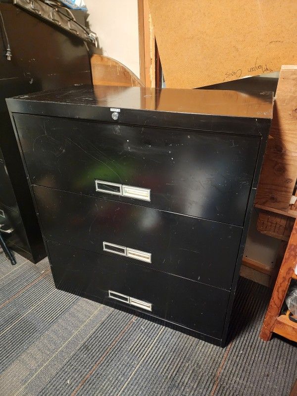 File Cabinet 3 Drawer