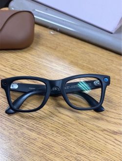 Ray-Ban Meta Smart Glasses Wayfarer 038W