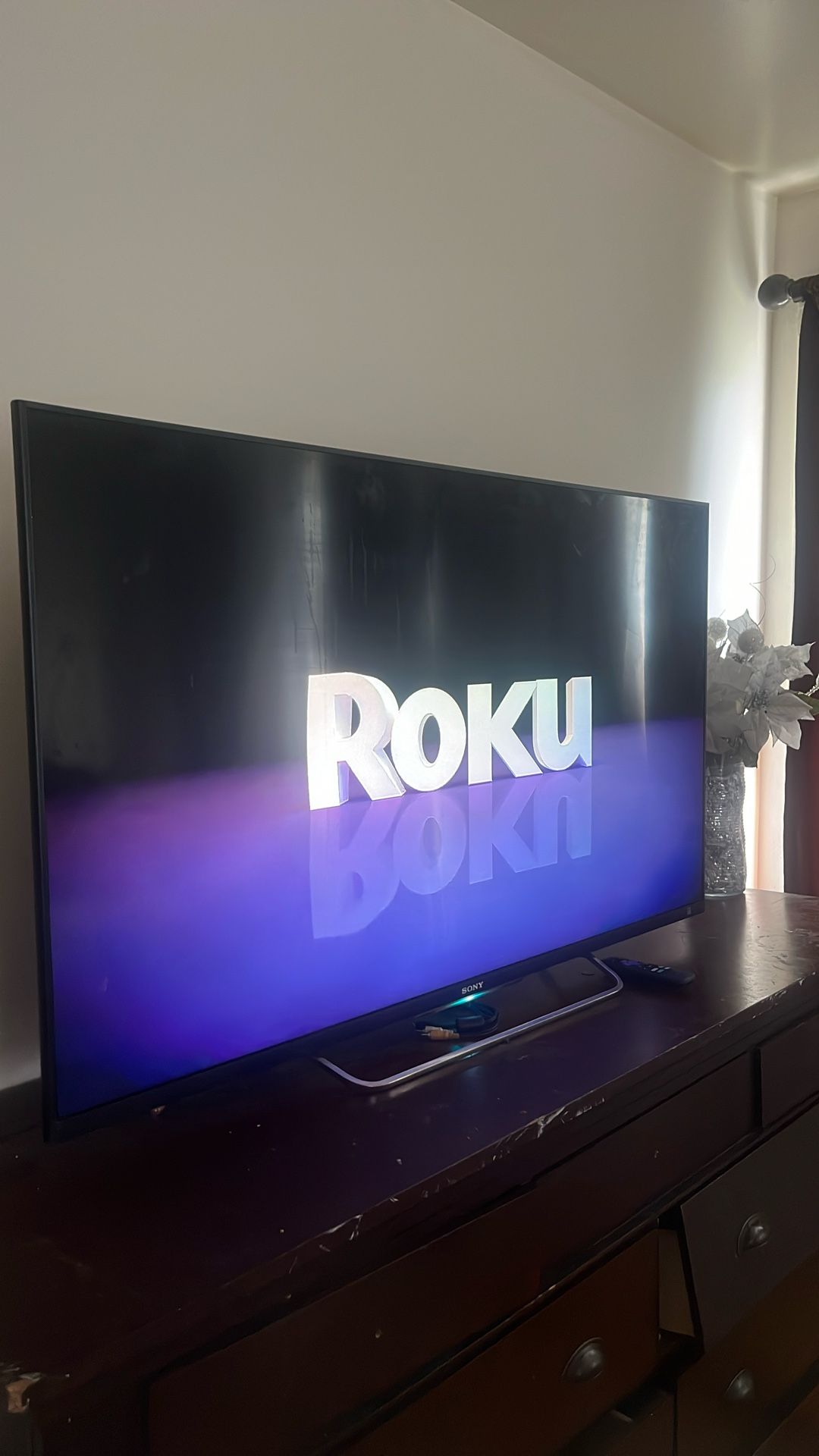 60 In Roku TV