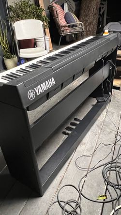 Yamaha P-125a Portable Digital Piano 88-Key Weighted Action