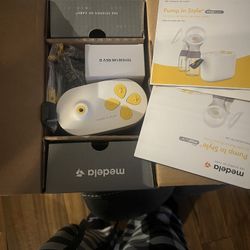 NEW Medela Breast Pump