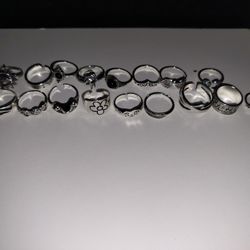 18 Aesthetic Rings