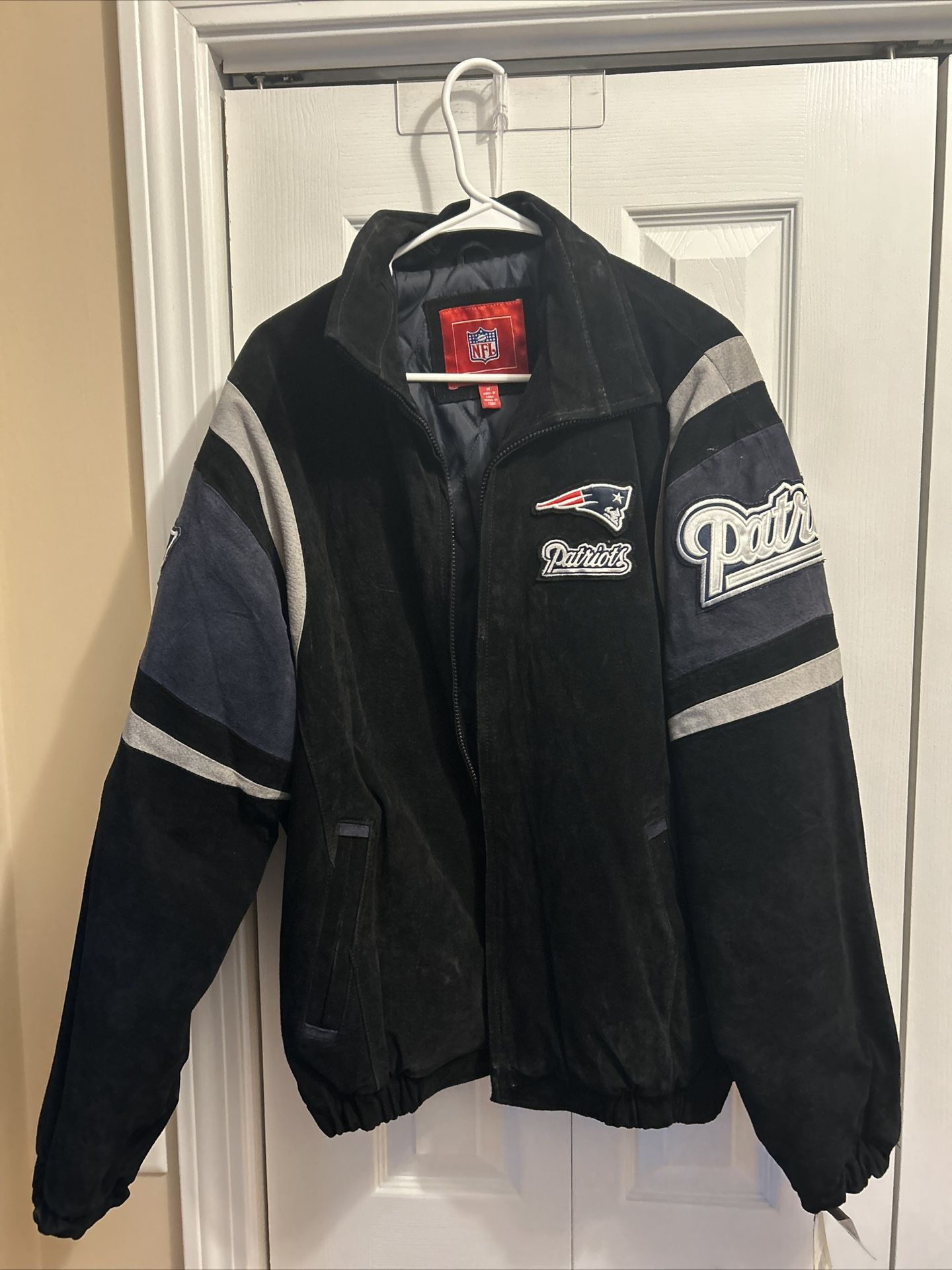 Vintage New England Patriots Suede Varsity Bomber Lined Jacket Size M - NWT
