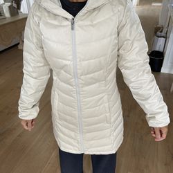 North Face Women’s Puffer Jacket $150 MSRP