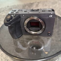 Sony FX30 Cinema Camera — Excellent Condition w/ Box