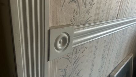 White Decorative Interior Molding and Trim Set