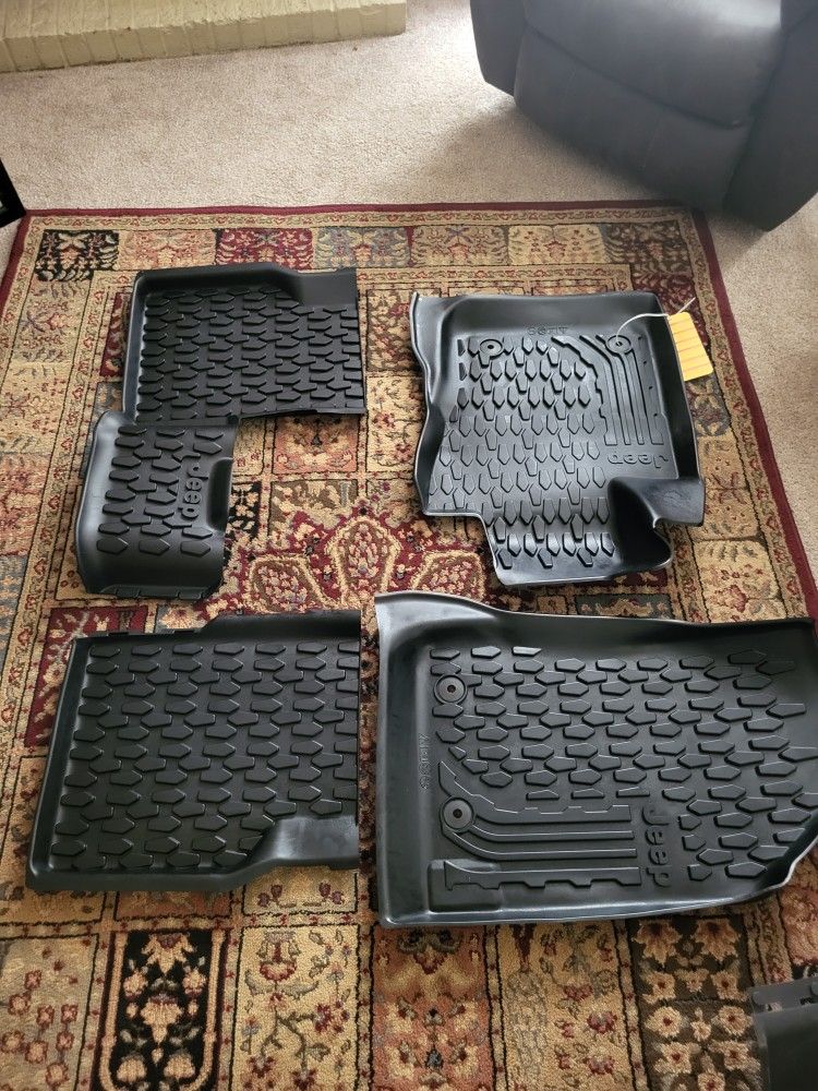 2020-22 Jeep Compass All Weather Rubber OEM Floor Mats BRAND NEW!