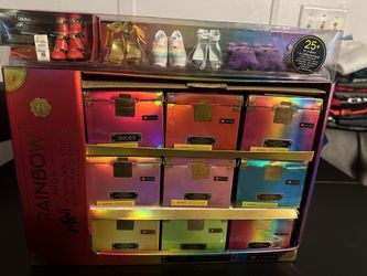 27 Box And 6 Extra Rainbow High Shoes
