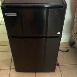 Mini Refrigerator 