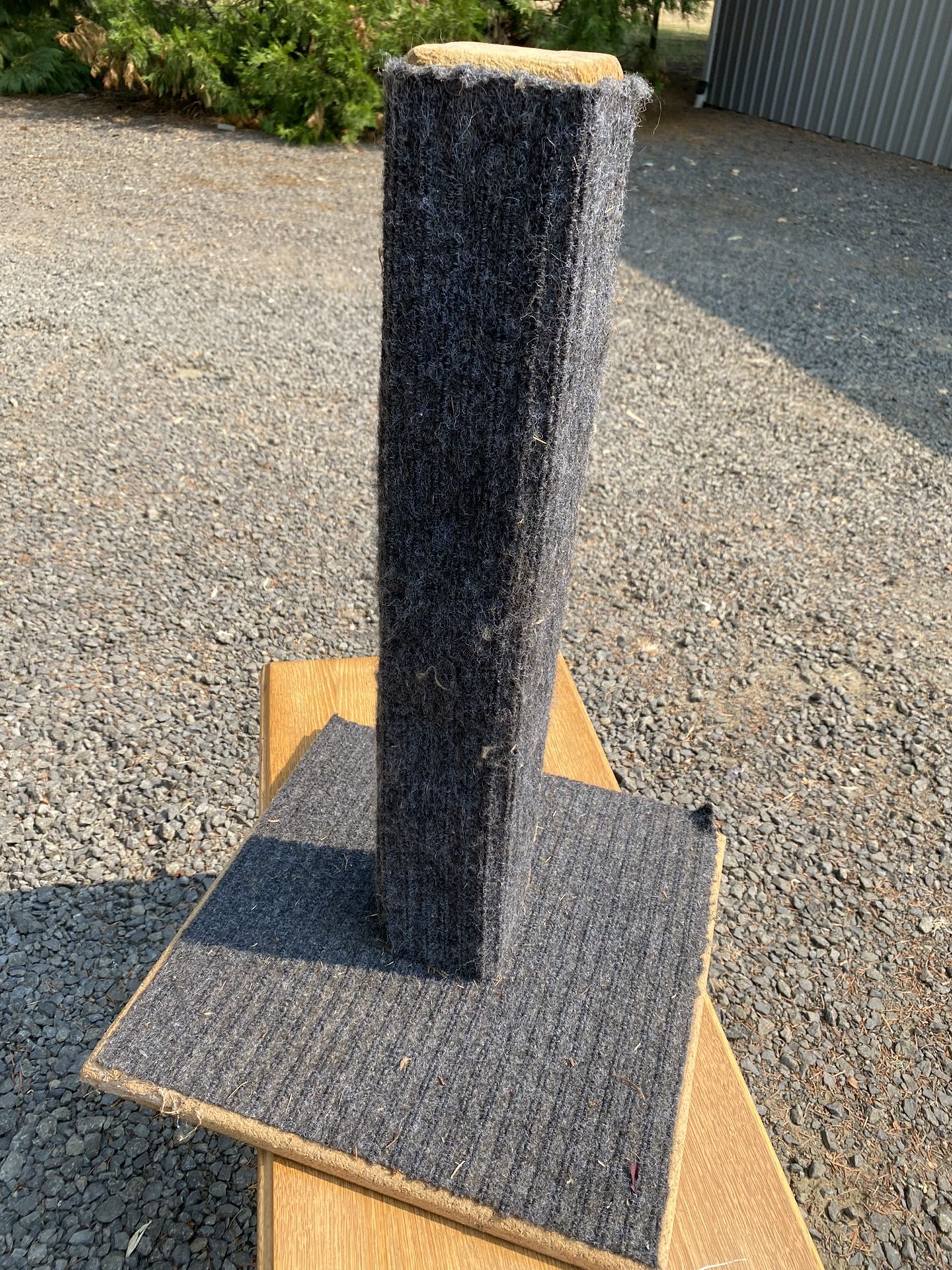 Cat Scratch Post