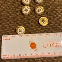 12 Resin Buttons
