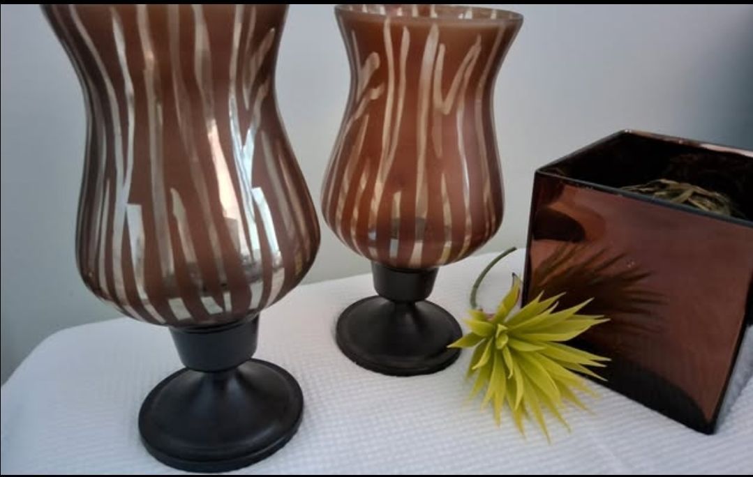 Beautiful Candle Brown-Zebra patterned candle holders and square vase!