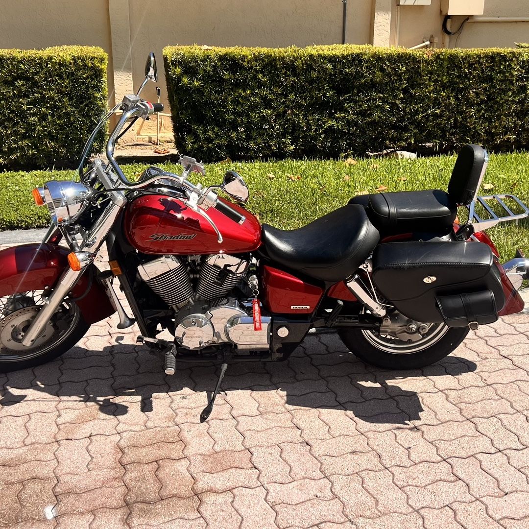 2005 honda Shadow Aero 750