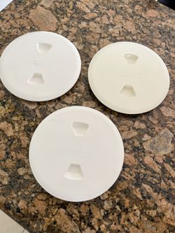 Boston Whaler 6” Low Profile Twist Out Deck Plates