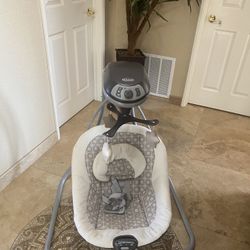 Graco Simple Way  Baby Swing 