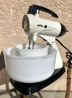 Midcentury Sunbeam Mixmaster Model 10 Black and White With Bowl 