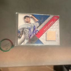 Hyun Jin Ryu Signed Relic Card