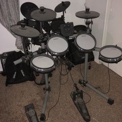 Electric Simmons SD350 Drumset 