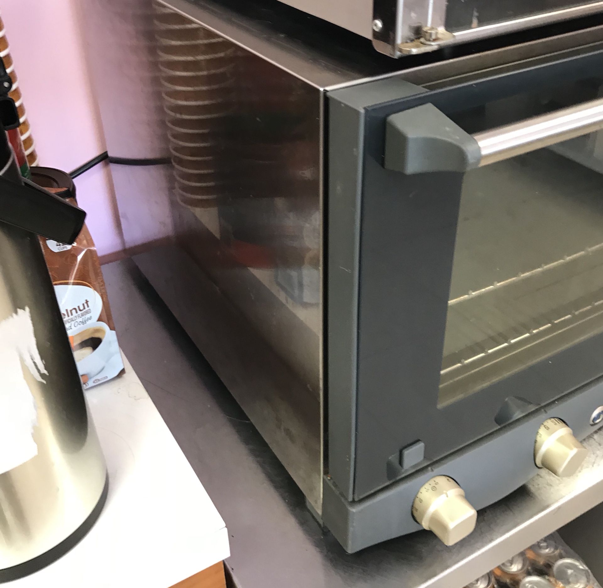 Cadco.. lisa countertop convention oven hardly used for Sale in Fort