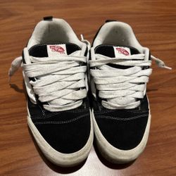 KNU Skool Vans