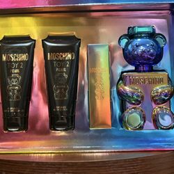 Moschino 🧸 Toy Pearl Perfume Set 