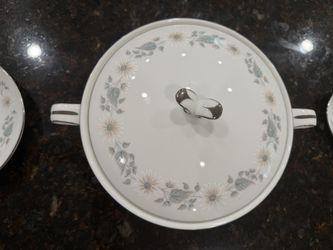 4 Pieces Of Noritake China Plate/bowl