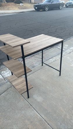 Desk with Side Shelves
