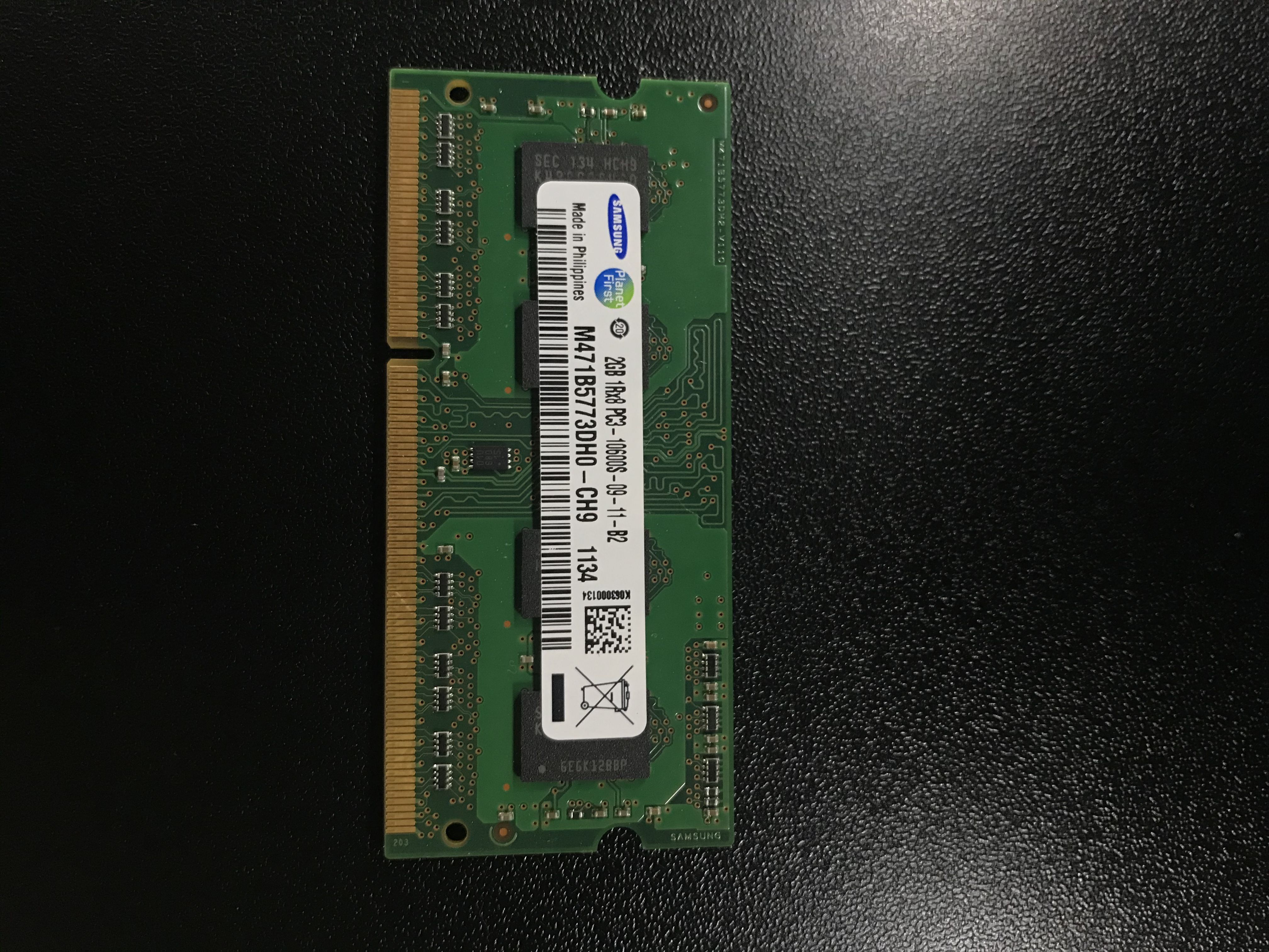Samsung 2GB DDR3 1333MHZ PC3-10600 204-PIN SODIMM Memory