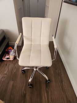 White desk rolling chair