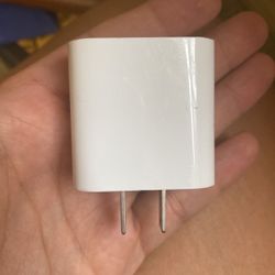 Apple Super Fast Pace Charger Box