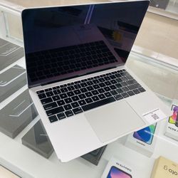 MacBook Air 2018 8gb Ram 128gb SSD 