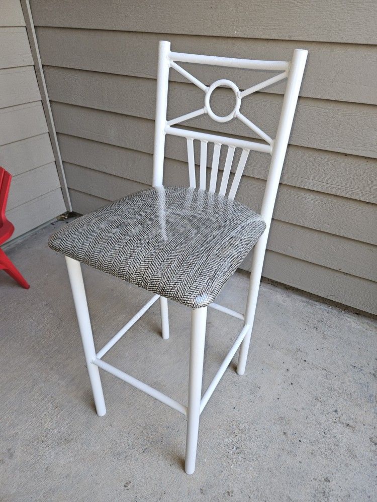 Indoor Outdoor Bar Stool