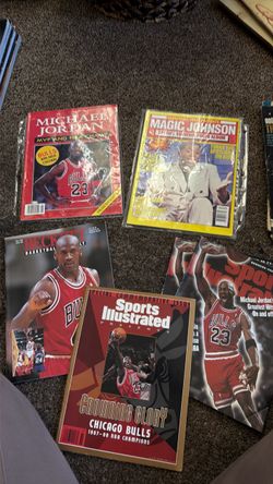 Michael Jordan & Magic Johnson Vintage Sports Magazine Lot