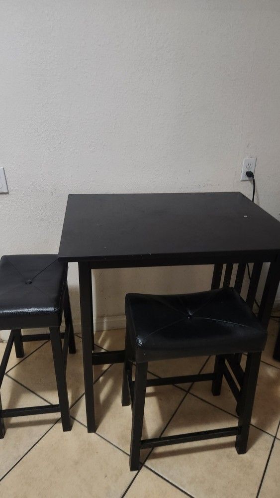 Small Kitchen Table – 2 Seats