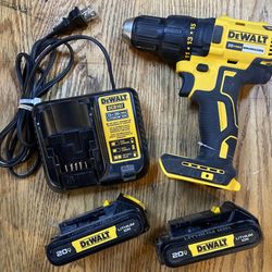 Dewalt DCD777C2 20V MAX Cordless Drill Driver Kit for Sale in