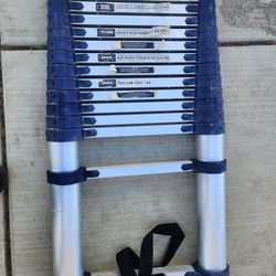 Xtend-climb Telescoping Extension Ladder 15.5ft 