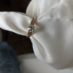14k GOLD DIAMOND HALF CARAT TO THREE QUARTER CARAT DIAMOND RING