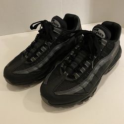 Nike Air Max 95 Mens Size 8 Utility Black Cool Grey Shoes Sneakers; BQ5616-001