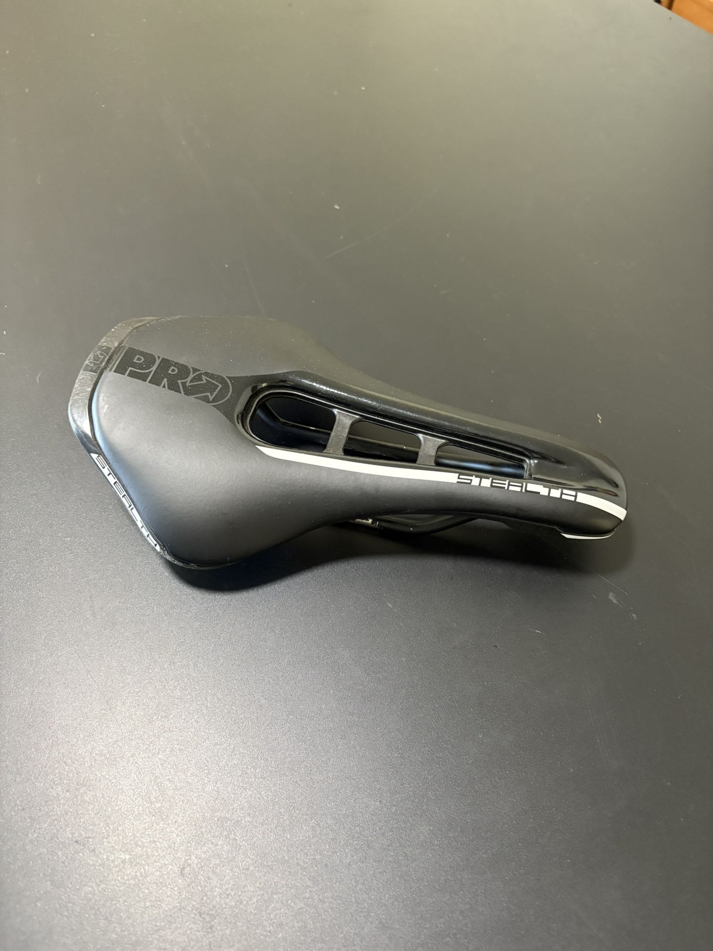 Pro Stealth Road Bike Seat