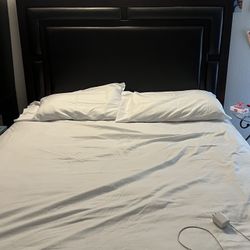 Queen Bed Free