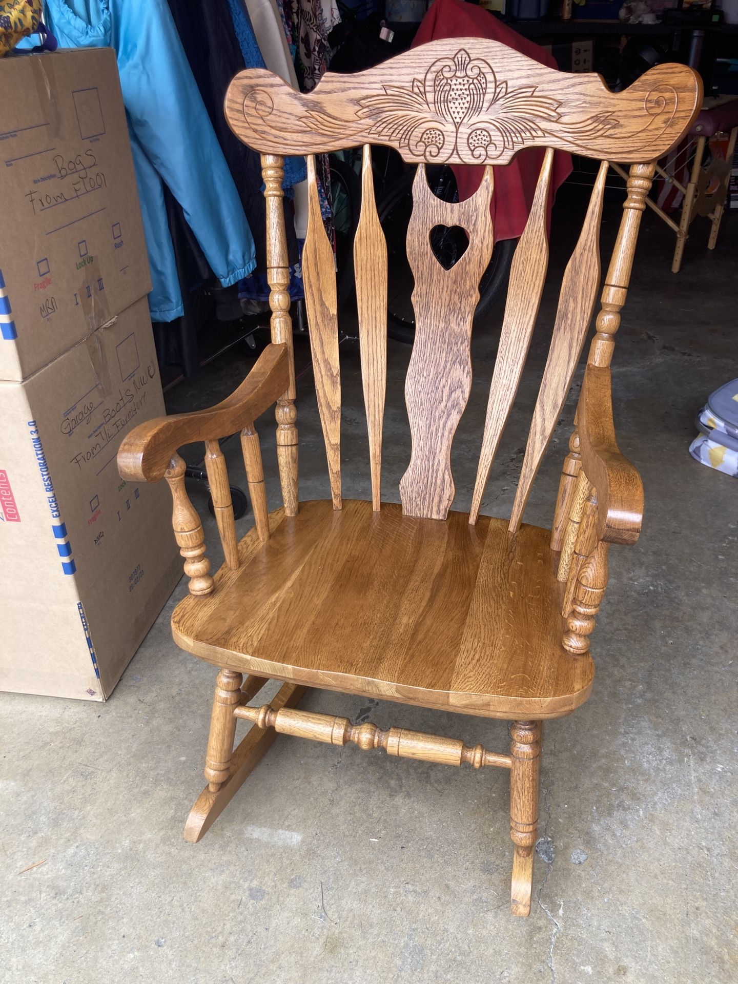 Antique Solid Wood Rocking Chair Beautiful!!