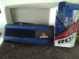Velcro weight lifting belt new size small and wrist straps new excerise
