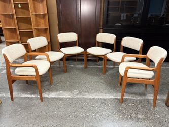 BENNY LINDEN Vintage Mid-Century Modern Teak Scandinavian Chairs w/ Beige Upholstery (Set of 6)