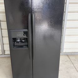 Kenmore Refrigerator 