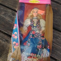 Norwegian Barbie- Collectors Edition