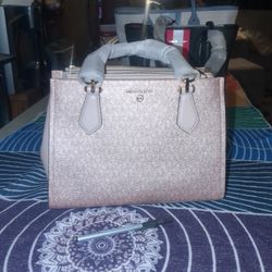 Brand New Michael Kors Purse 