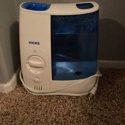 Vick’s Warm Humidifier
