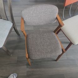 Chairs 20 Each